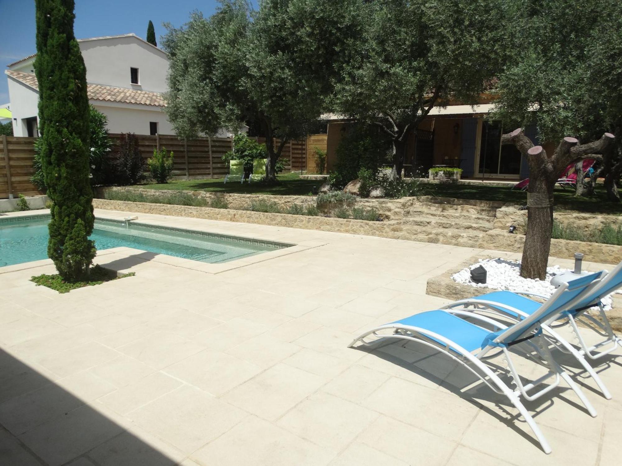 Gites En B&B Le Clos De La Cerise シャトーヌフ・デュ・パプ エクステリア 写真